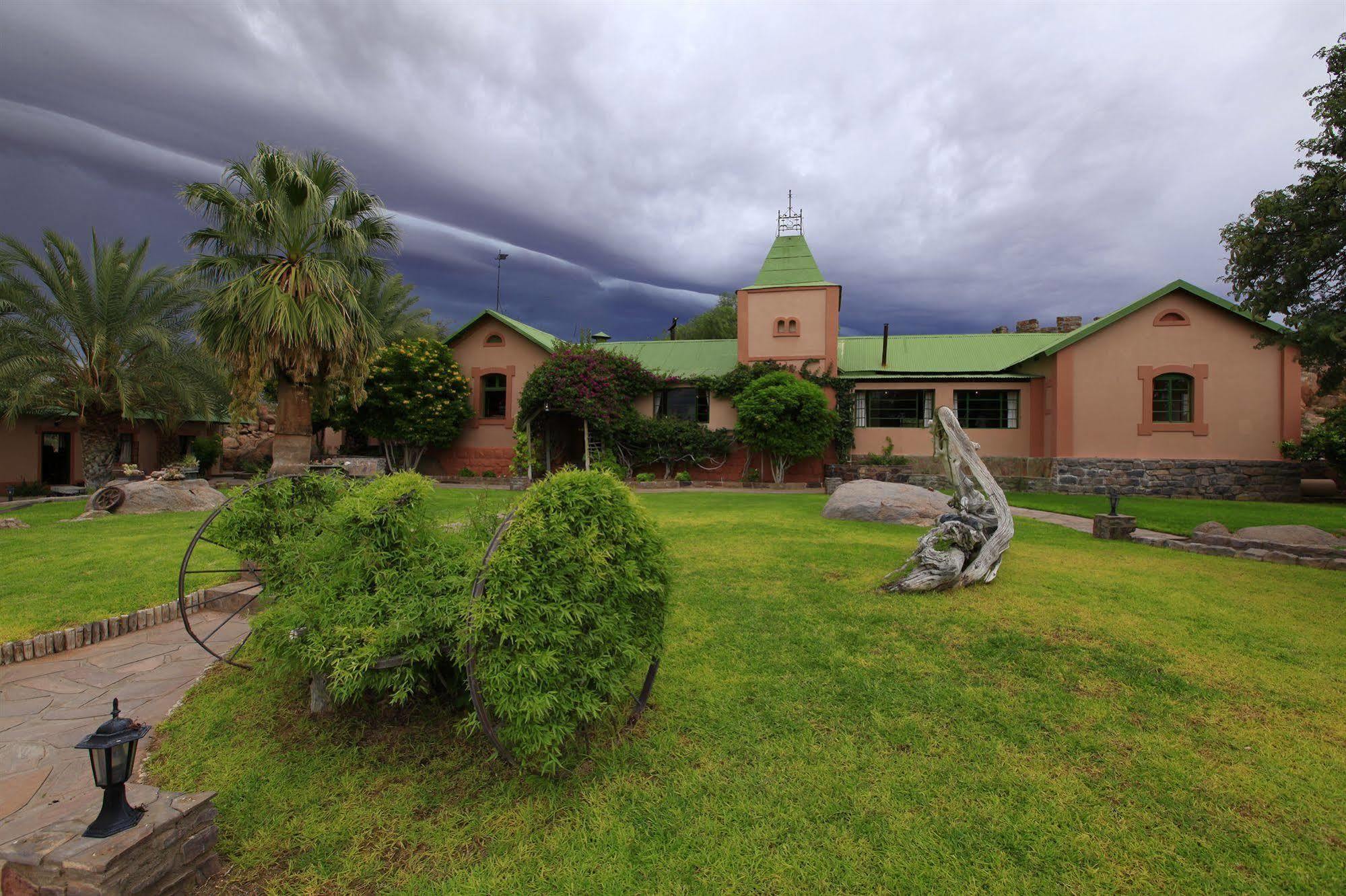 Gondwana Canyon Lodge Kanebis Eksteriør bilde