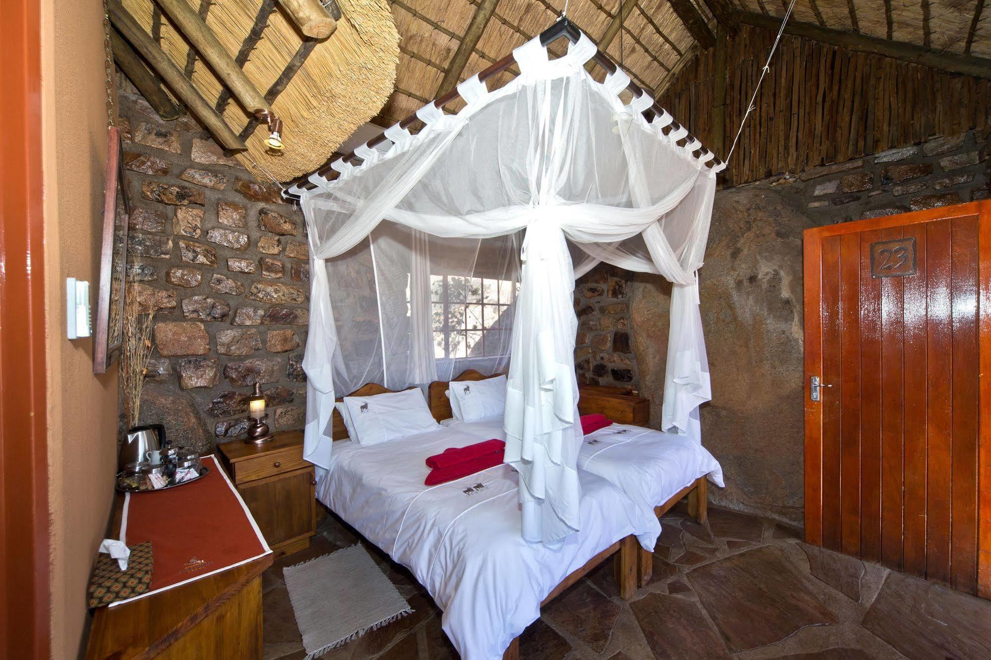 Gondwana Canyon Lodge Kanebis Eksteriør bilde