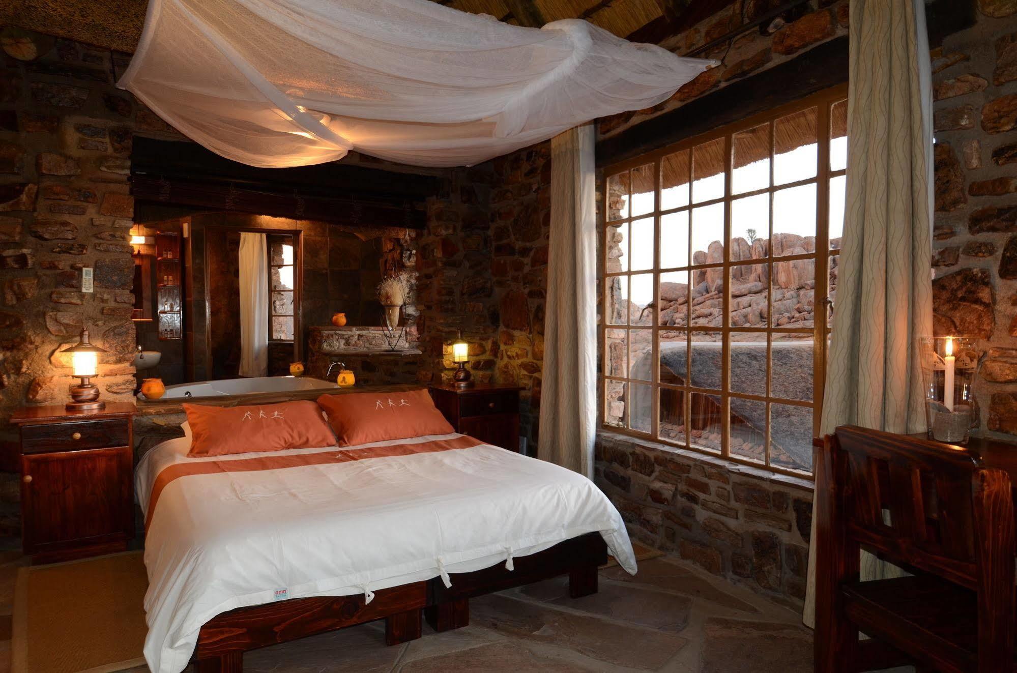Gondwana Canyon Lodge Kanebis Eksteriør bilde